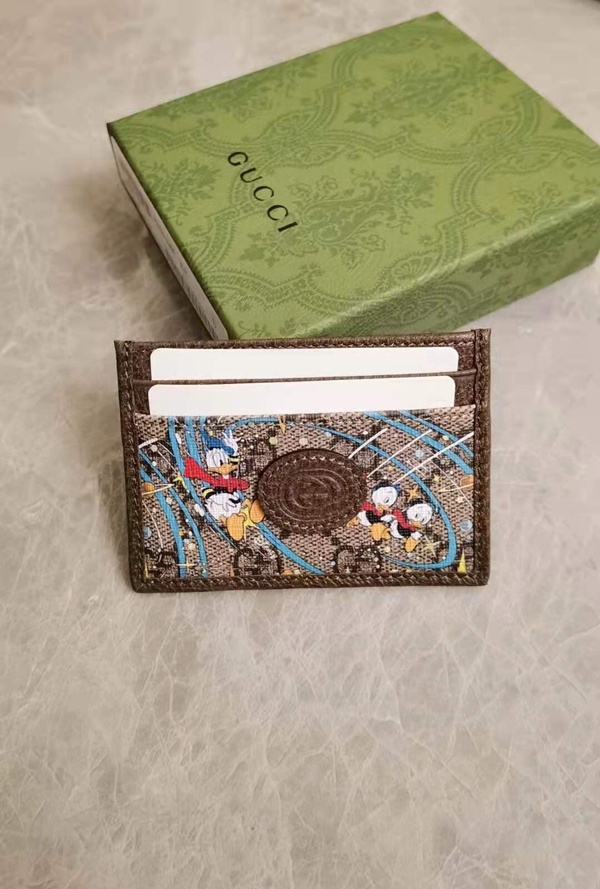 グッチ財布 レプリカ正面デザイン